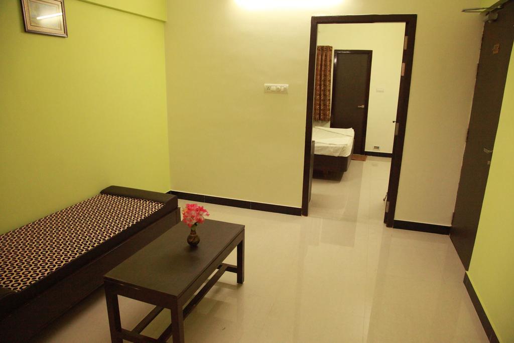 ホテル Jeyam Residency, クンバコナム 部屋 写真